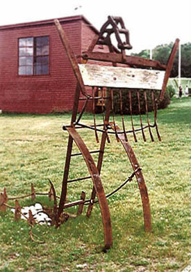 Dis-Functional Machine #1